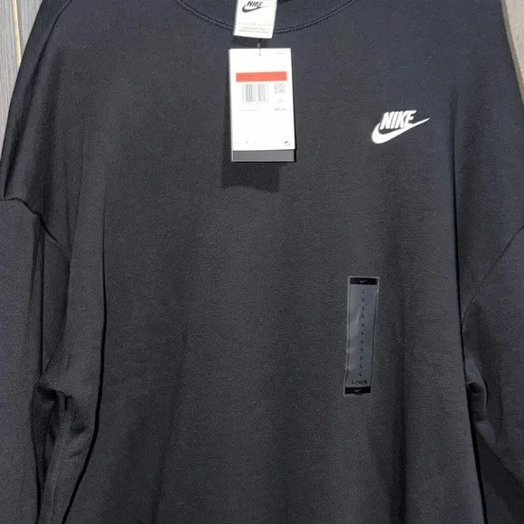 Nike Women's Black Crewneck Sweater - Picture 3 of 5